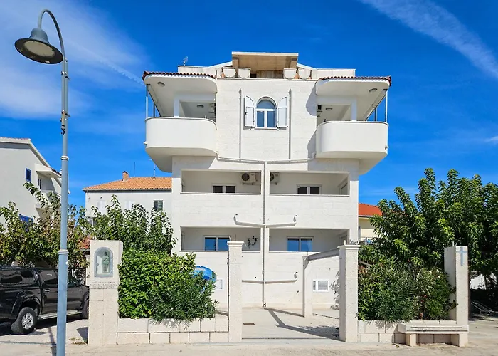 Apartamento Miline-2 By Interhome